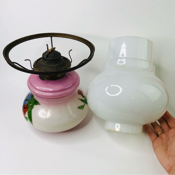 RARE Vintage EAGLE Kerosene Table Oil Lamp Daisy Floral Hand painted Porcelain - Picture 13 of 16